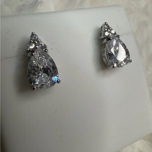 New Sterling Silver 925 Teardrop Stud Earrings
